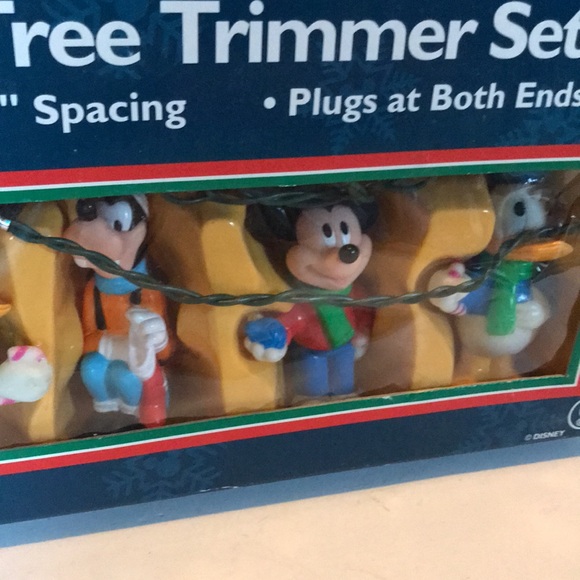 Disney Mickey & friend 10 light tree trimmer set - Picture 4 of 8